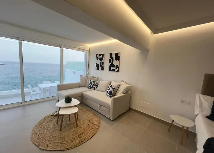 En El Mar Con Wi-fi * كالاو سالفاجي