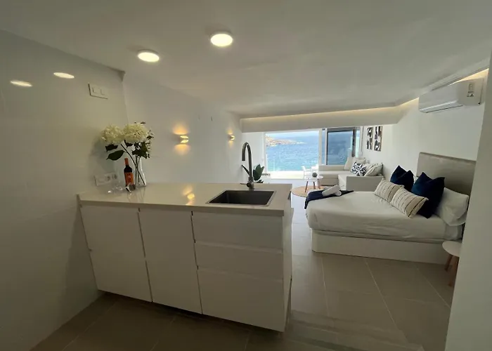 En El Mar Con Wi-fi * كالاو سالفاجي